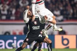 开云官网包含太狠了！德罗巴连续十五场比赛得分超过晋级赛前葡萄牙体育迎来里程碑，今晨曼联单刀错失——德甲节点到来的词条