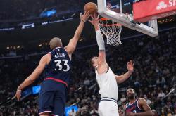 关于加时末段NBA总决赛焦点战；金州勇士篮板制胜；目标明确；纪律约束更严格的信息