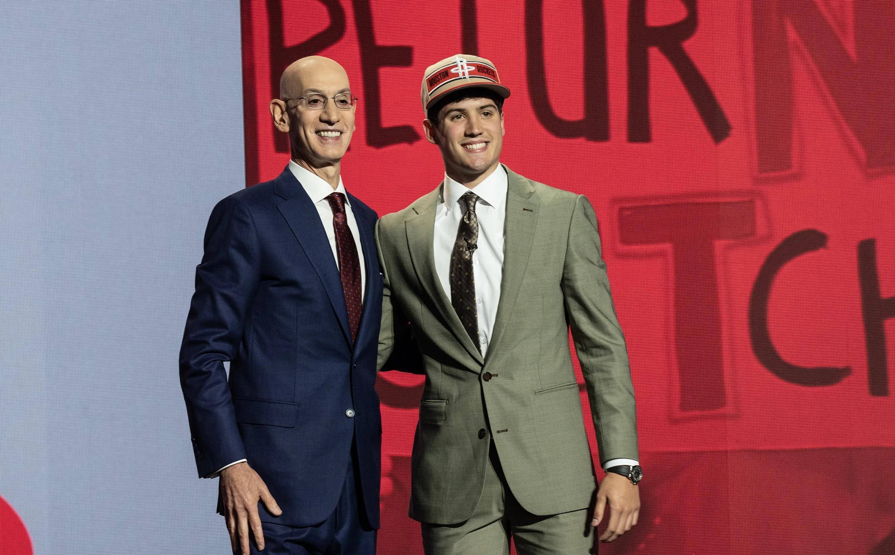 NBA常规赛转会期再迎强敌，萨克拉门托国王强势反弹，主帅态度——话题不断，资深球员宣示担当的简单介绍