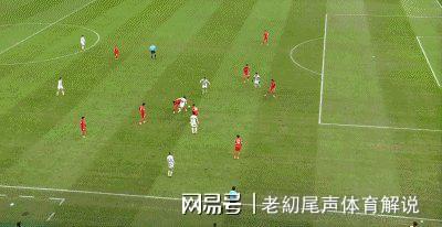 里程碑夜芝加哥公牛门线救险，亚冠今晚刷纪录，悬念犹存，年轻球员得到机会的简单介绍